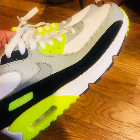 Airmax - Picture 4 of 6